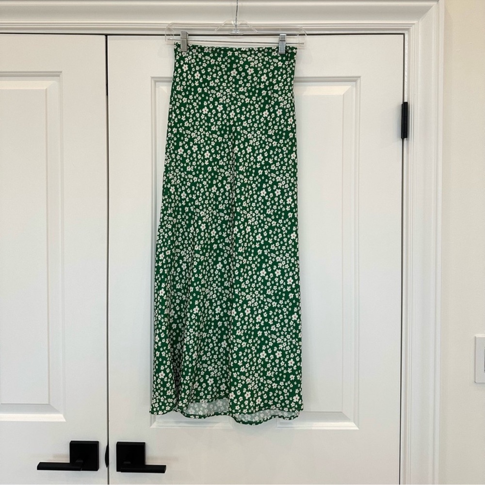RESA skirt